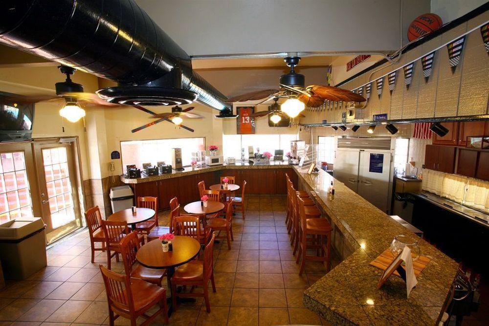 Hotel Tempe/Phoenix Airport Innsuites Hotel & Suites Esterno foto