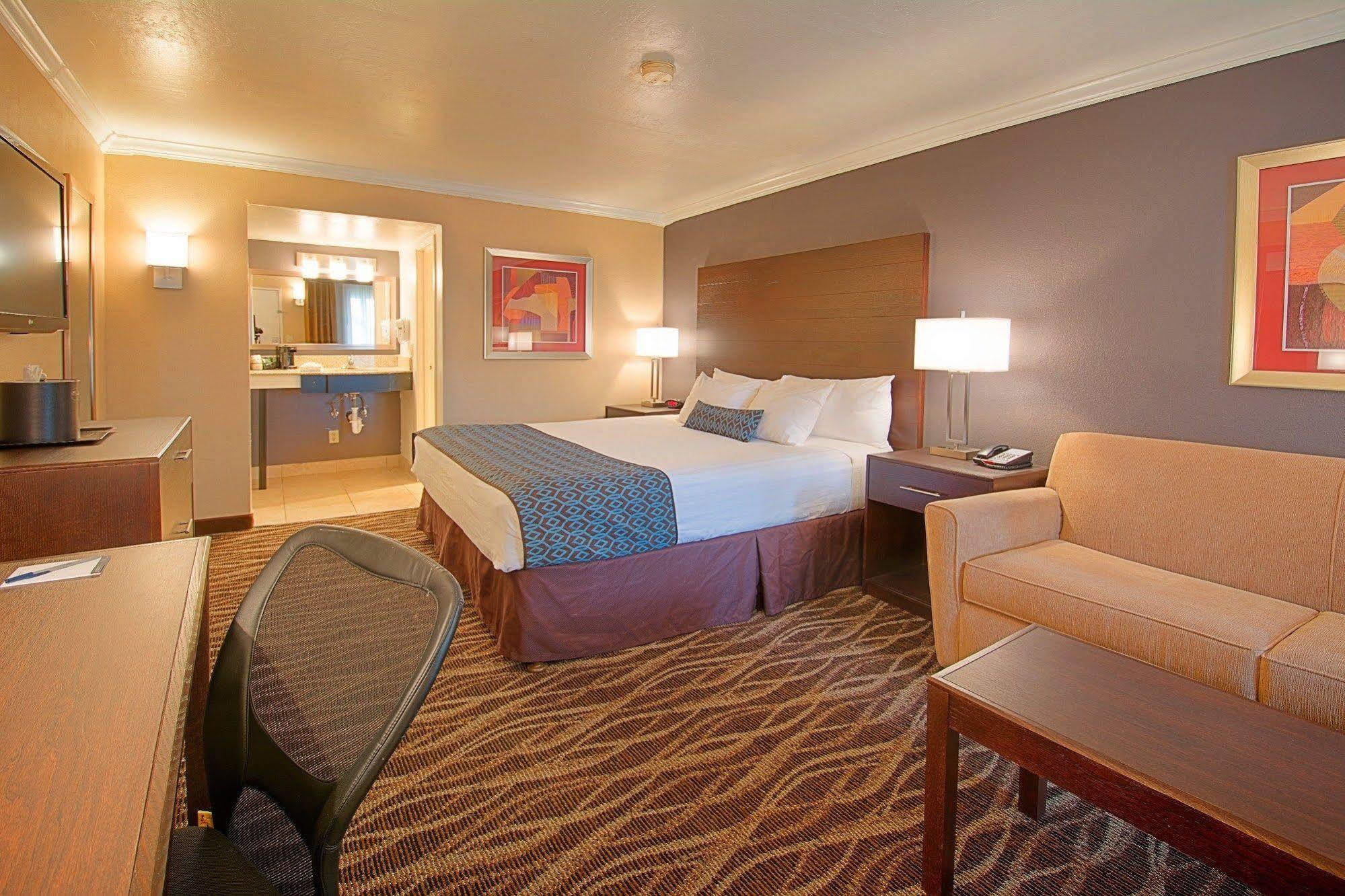 Hotel Tempe/Phoenix Airport Innsuites Hotel & Suites Esterno foto
