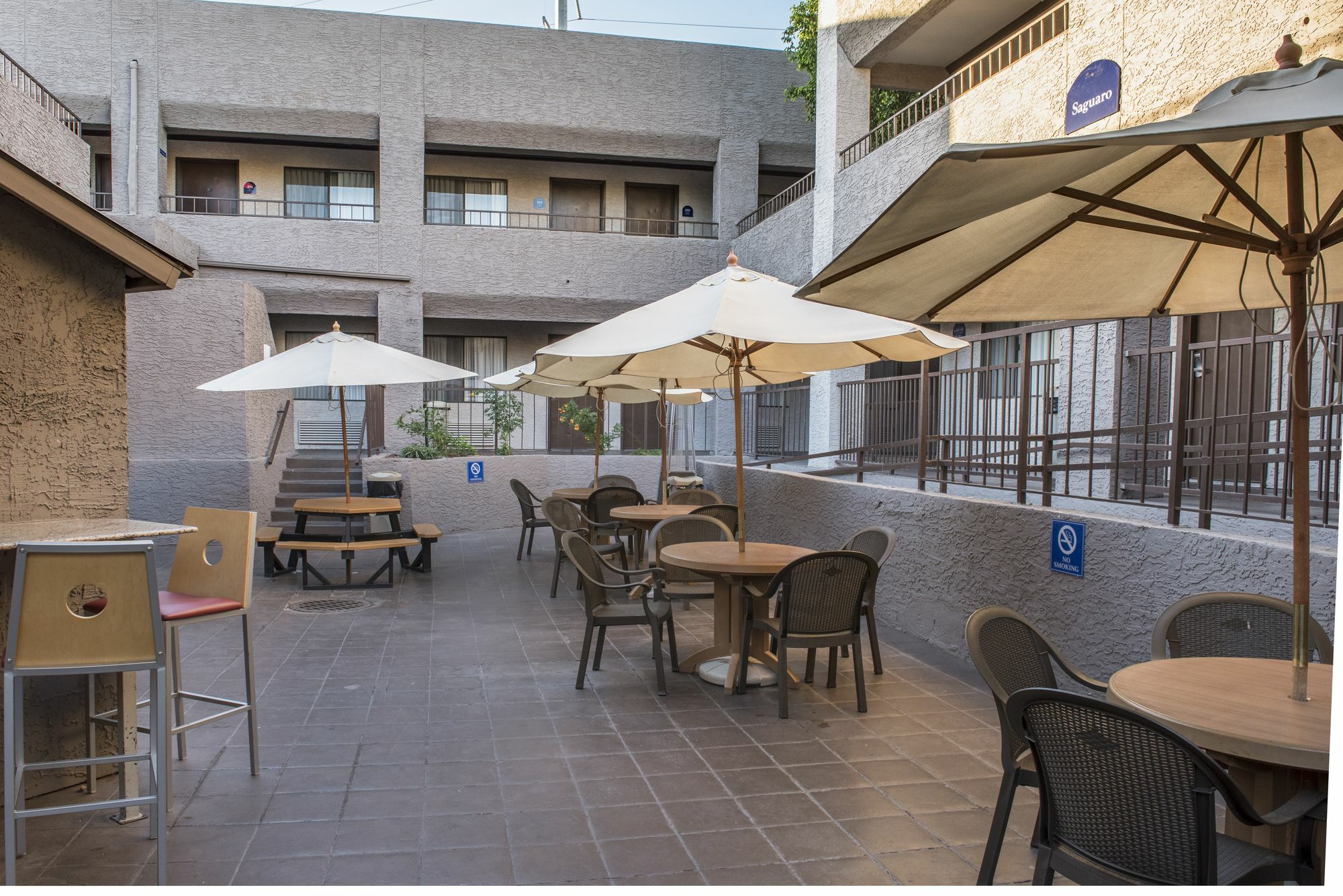 Hotel Tempe/Phoenix Airport Innsuites Hotel & Suites Esterno foto